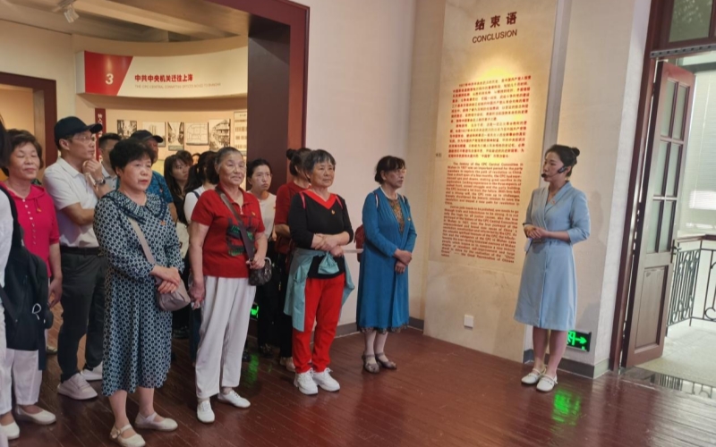 在红色研学中汲取奋进力量