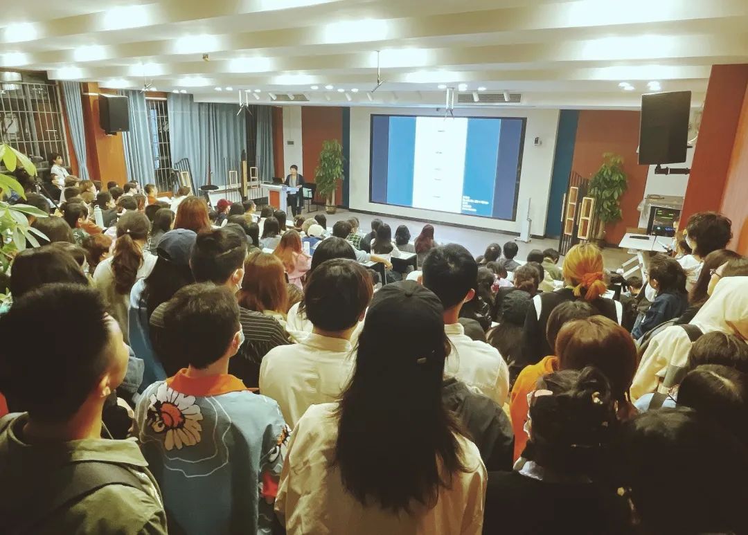 C7娱乐