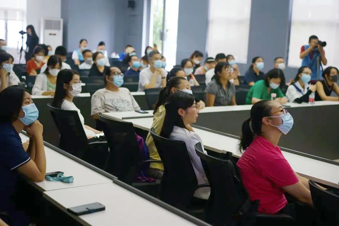 C7娱乐