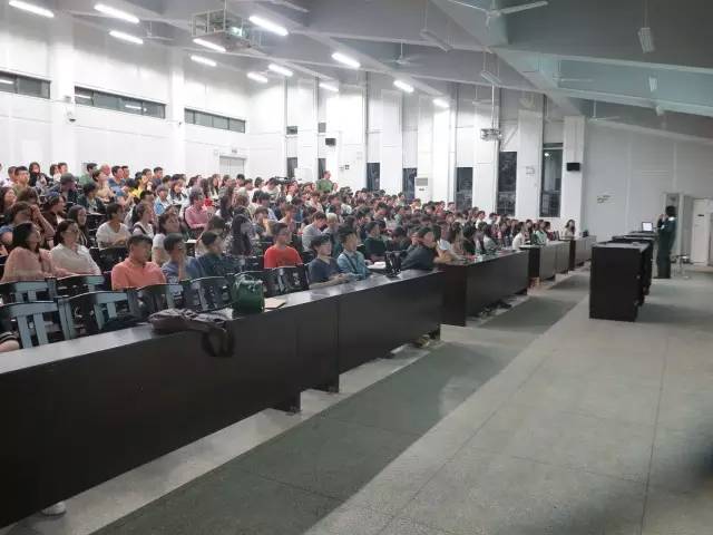 C7娱乐