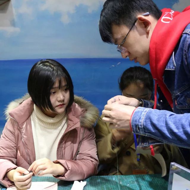 C7娱乐
