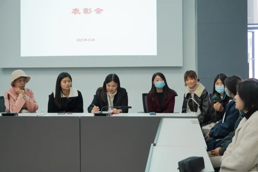 C7娱乐