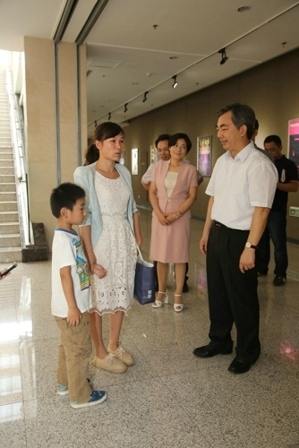 C7娱乐