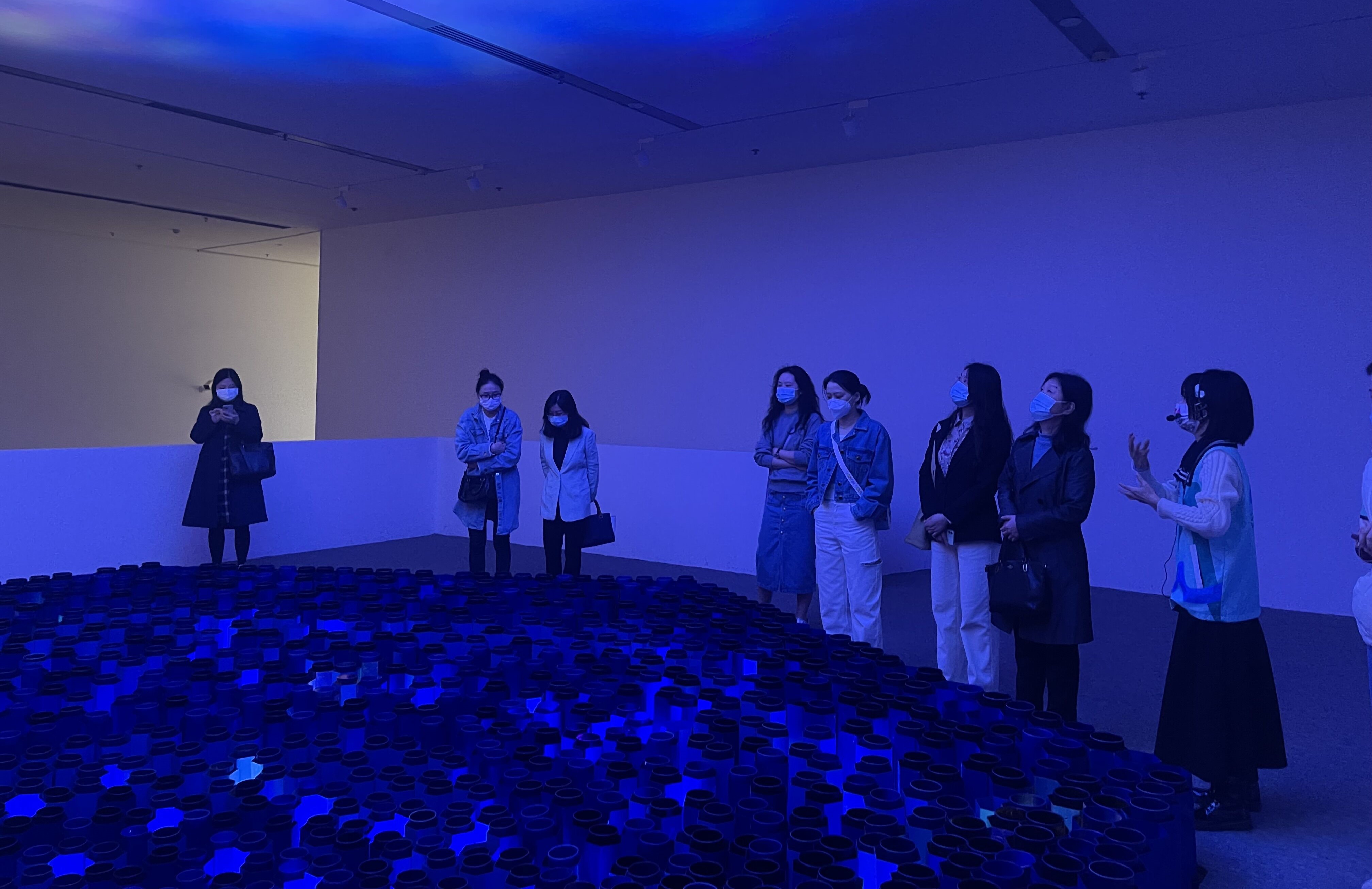 观展1.jpg C7娱乐