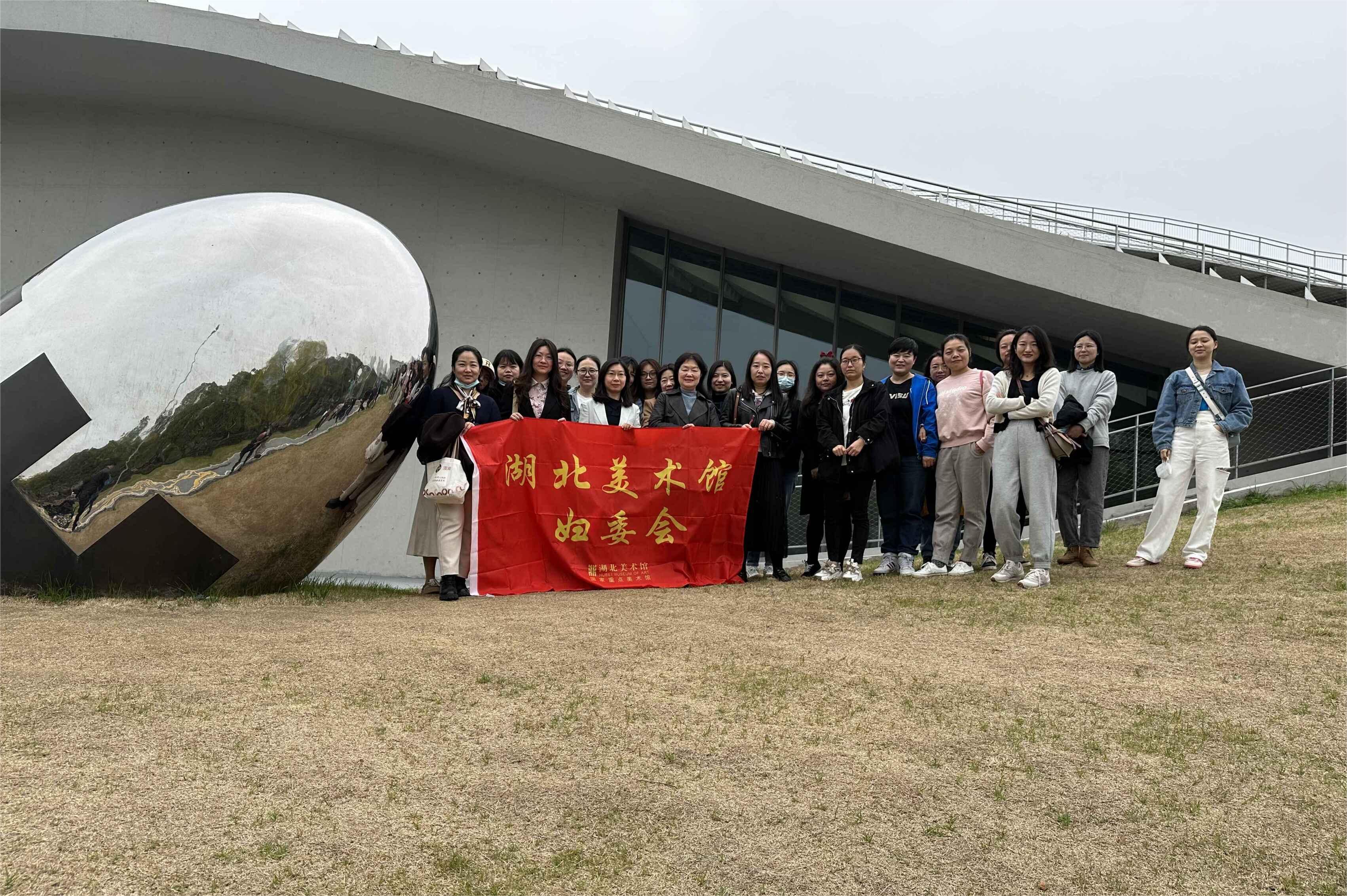观展2.jpg C7娱乐