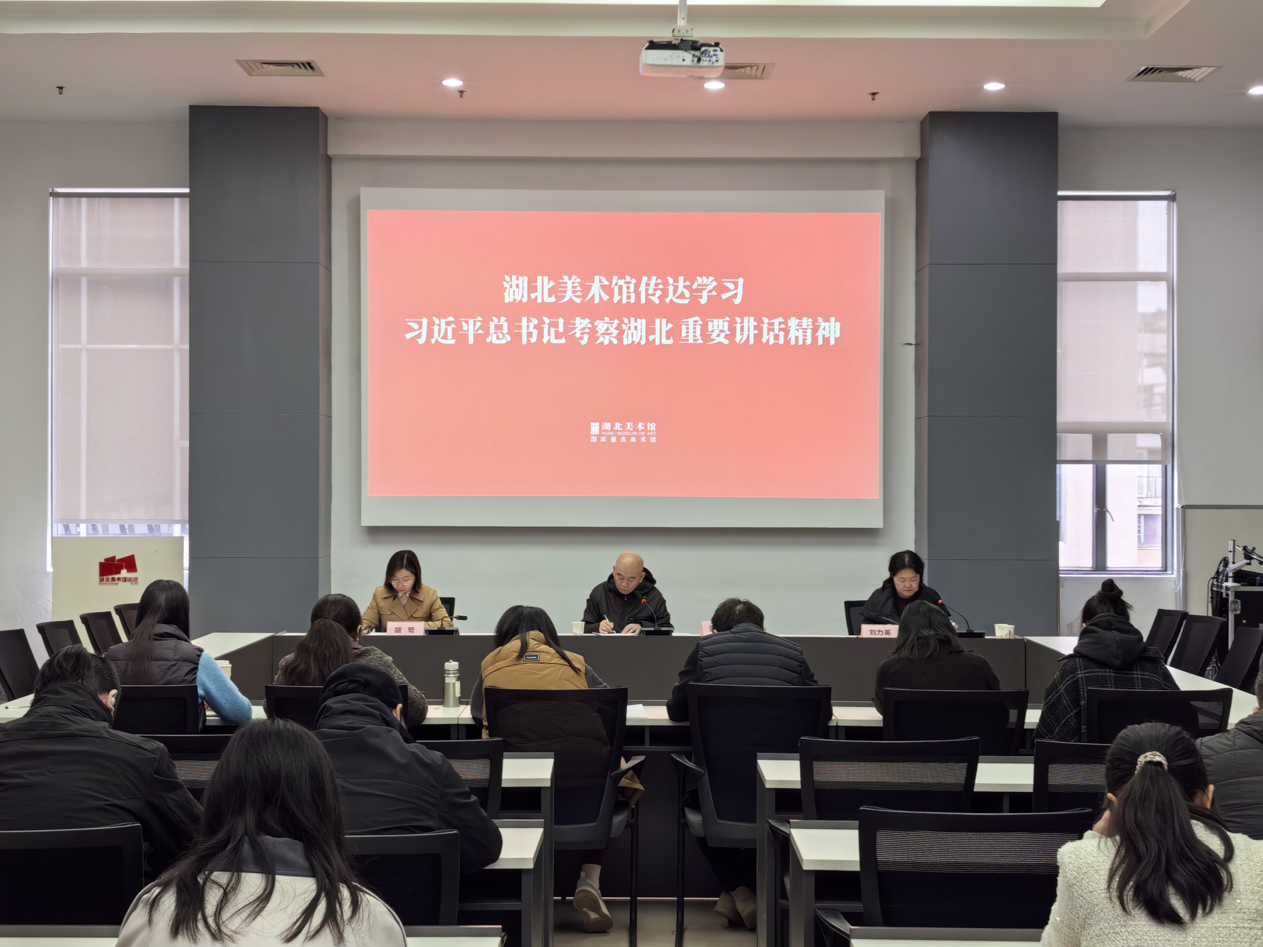 12.jpg C7娱乐