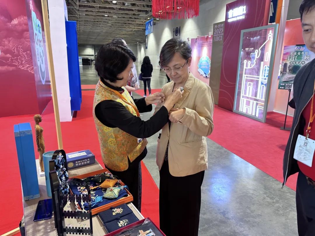 C7娱乐