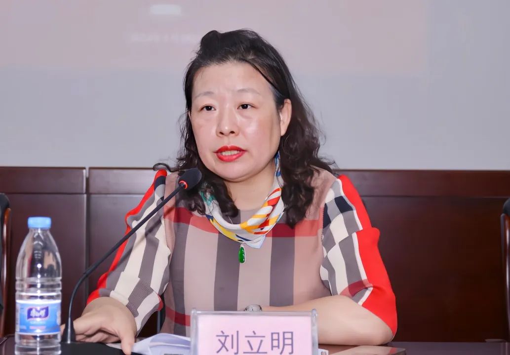C7娱乐