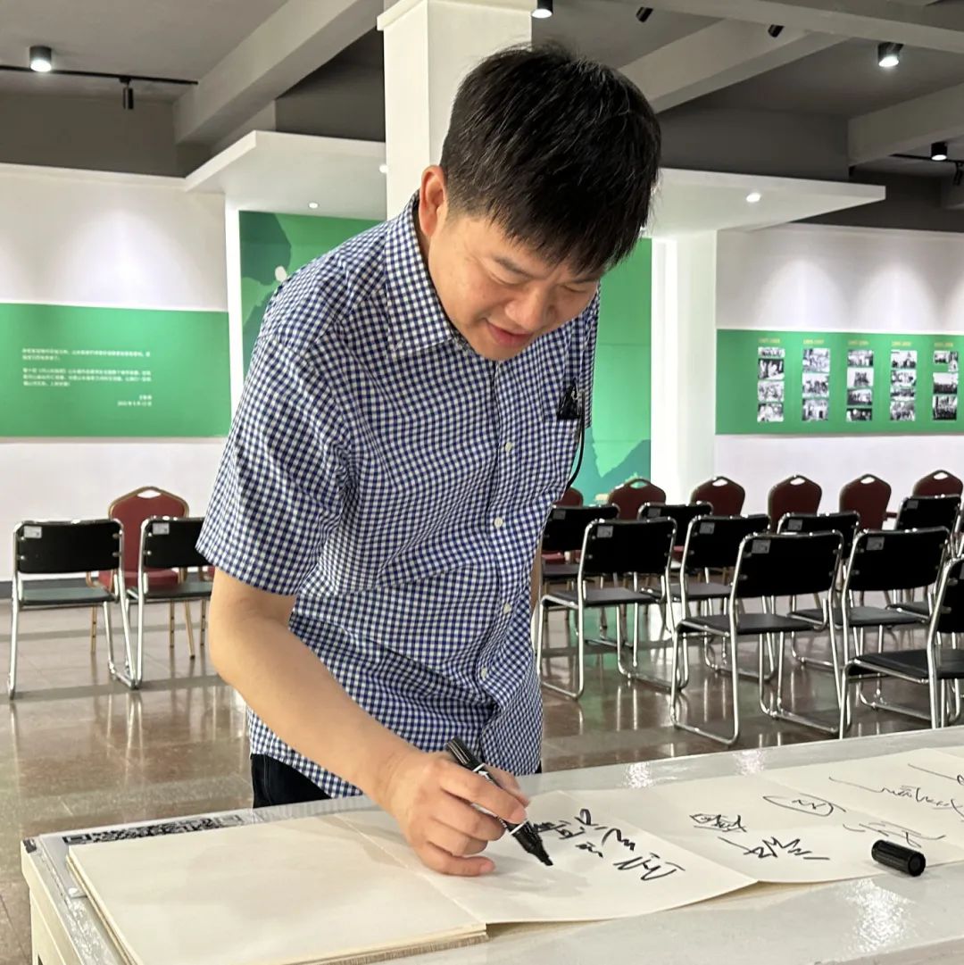 C7娱乐