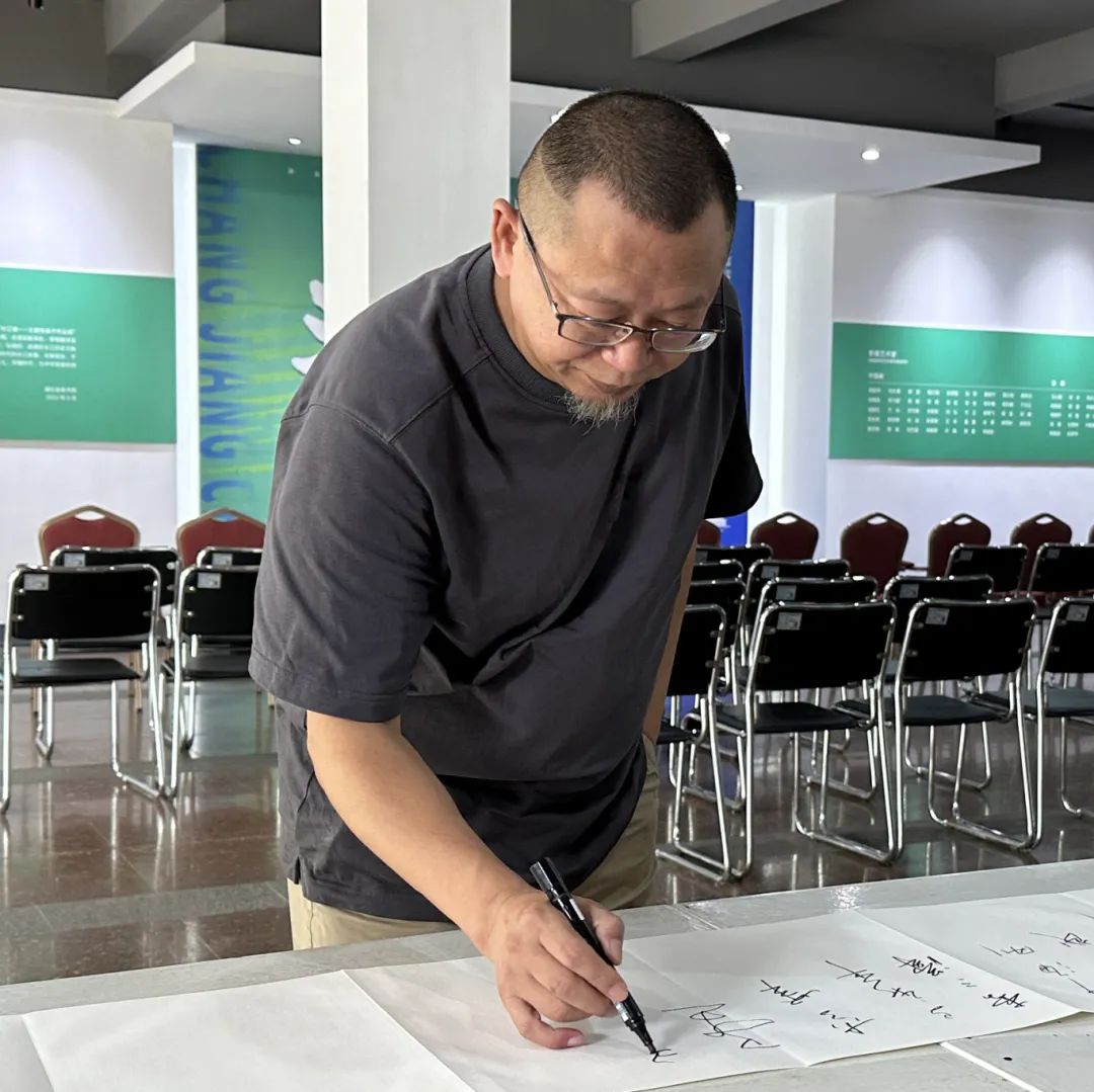 C7娱乐