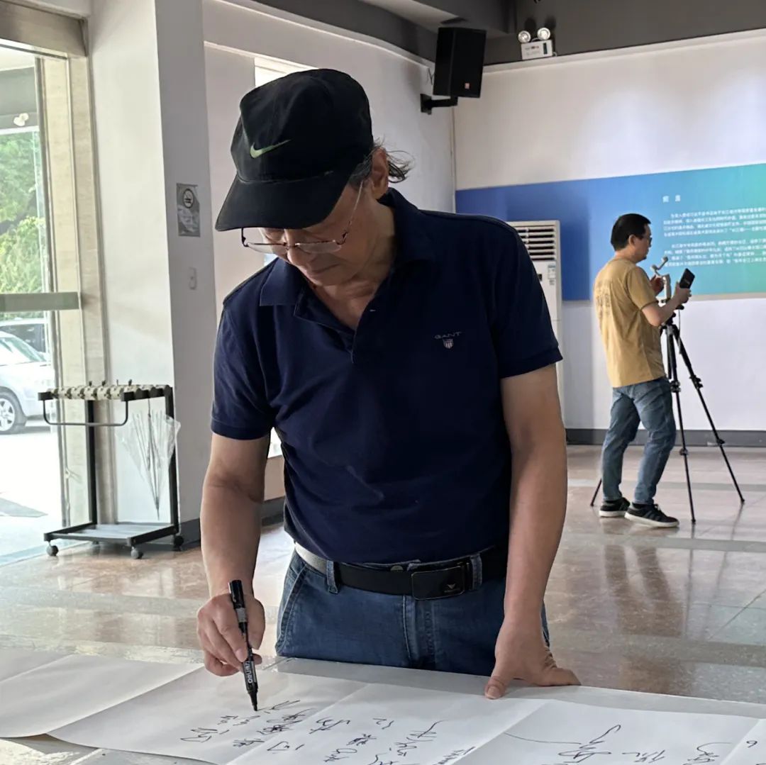C7娱乐
